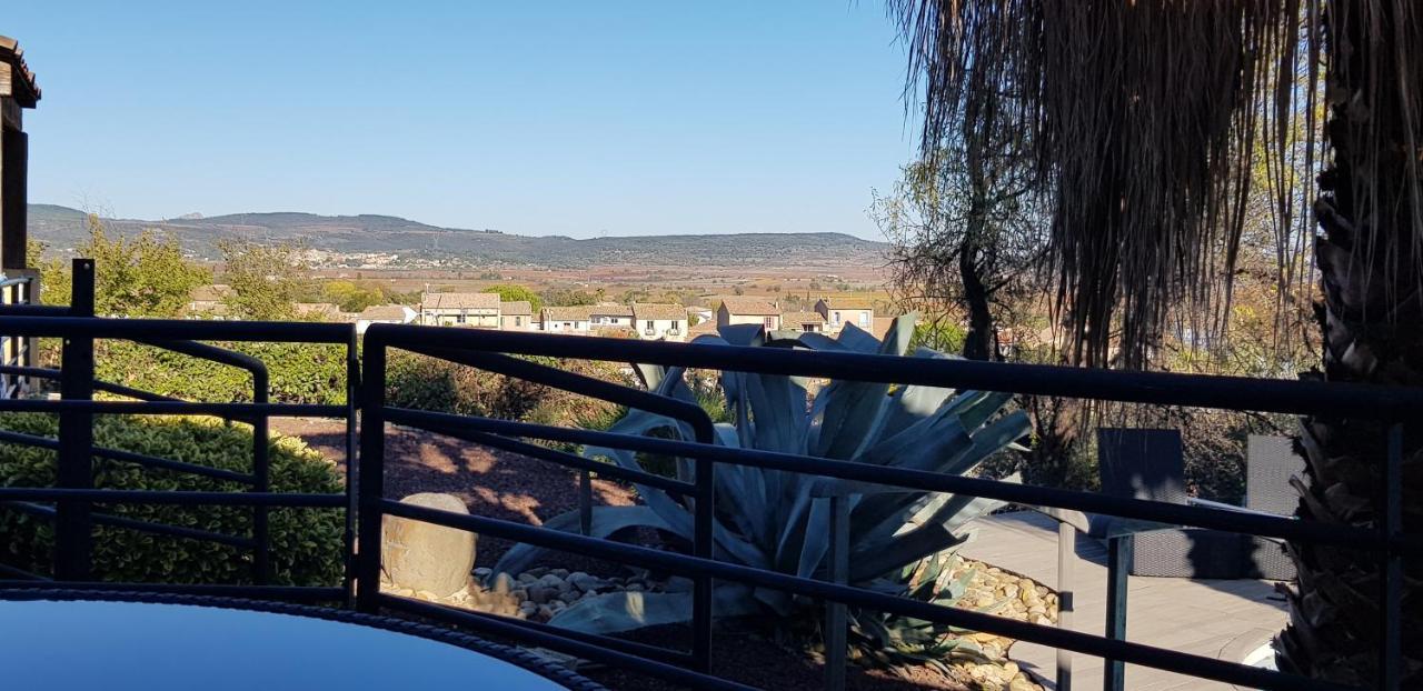 Beautiful Villa With A Stunning View Roujan Exterior foto