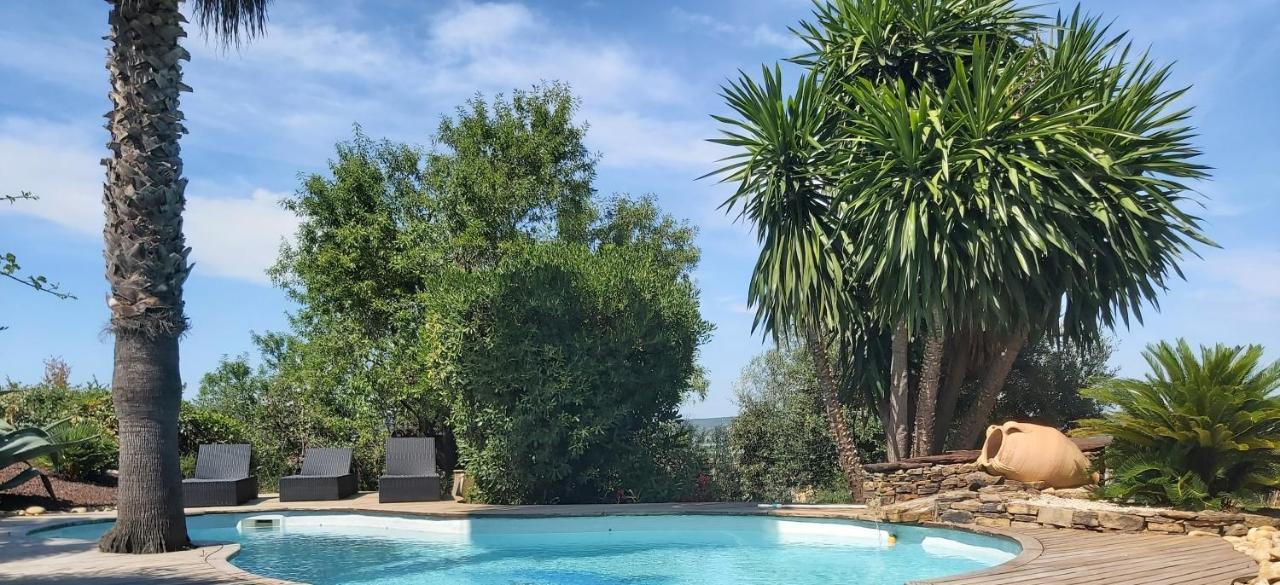 Beautiful Villa With A Stunning View Roujan Exterior foto