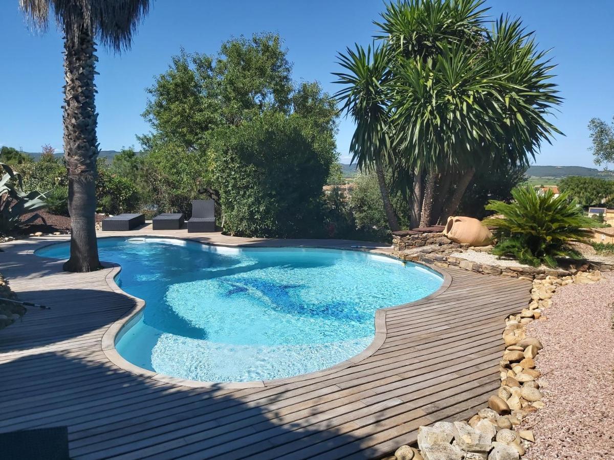 Beautiful Villa With A Stunning View Roujan Exterior foto